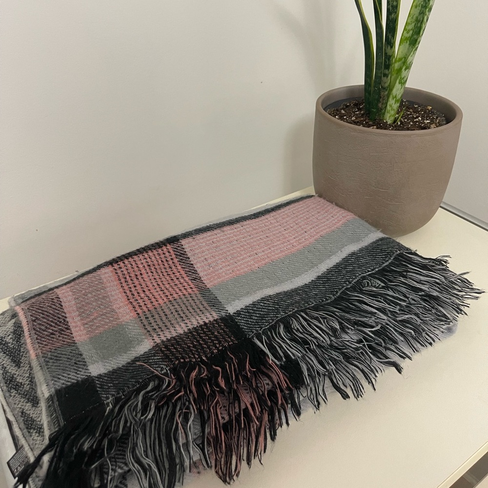 Express Reversible Scarf